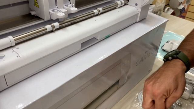 Lançamento Nova Silhouette Cameo 4 смотреть онлайн