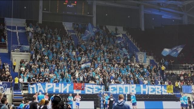 Фанаты Зенита (1 половина матча)  ГК 