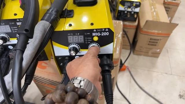 🔴 Máy HÀN MIG MINI KHÔNG DÙNG KHÍ KHACH ĐẶT QUÁ TẢI