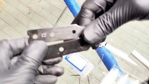 П-образный нож для вырезания автостёкол и его функционал