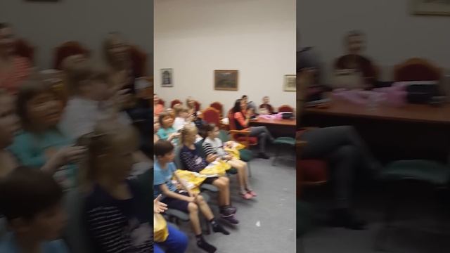 "Улыбайся" Людмила Чеботина и Марк Потапов - Голос Дети на благотворительном празднике