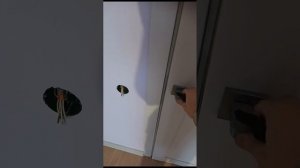 тонкости в монтаже межкомнатных дверей с магнитным  замком