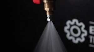 Плоскоструйные форсунки - расход воды 9,87 л/мин при 3 бар, угол 65 градусов.