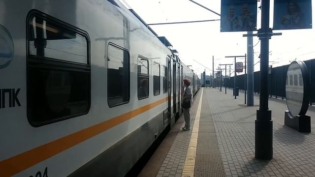 ЭП2Д-0040 ЦППК Перекраска Наше Подмосковье На станции Текстильщики Видео 25 авг. 2021 г. смотреть онлайн