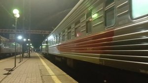 "С РИЦ вагонами" ЭП20-007 с поездом 102М Москва-Адлер пребывает на вокзал Воронеж-Южный.