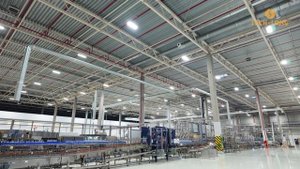 Комплексная линия розлива газ. и негаз. напитков Святой Источник 36000 бут./час на формате 1,5 л
