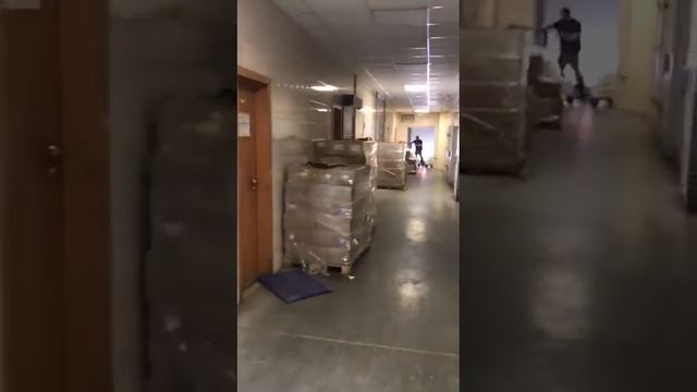 Фасовка макарон на Комбинате питания "Левобережный" смотреть онлайн