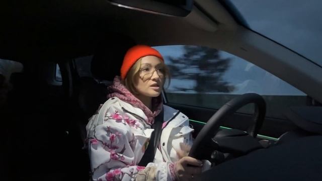 ОБЗОР GEELY ATLAS PRO. СОВСЕМ НЕ ДЛЯ ДЕВОЧКИ???