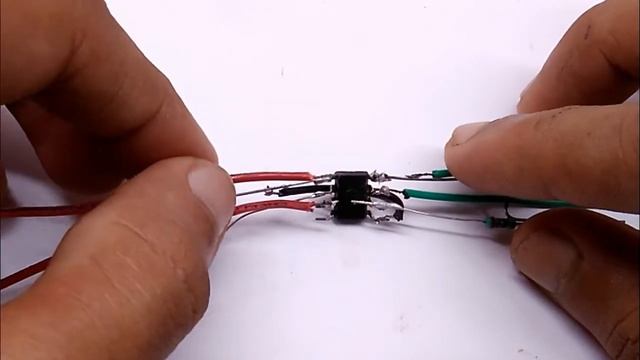 555 IC Project-Touch on/off LED смотреть онлайн