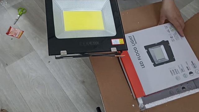 200 ВАТТЫ прожекторлар.большие прожекторы. смотреть онлайн