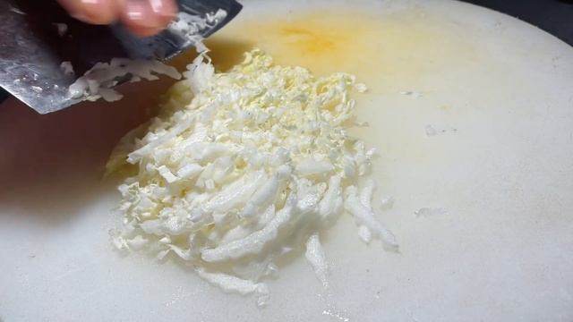白菜怎麼切口感更脆？涼拌汁怎麼調味道好？一道涼拌白菜心教會你【留意美食】# 白菜 # 白菜調味 #涼拌白菜