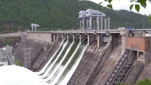Водосброс на Красноярской ГЭС. Мега мощь!!!