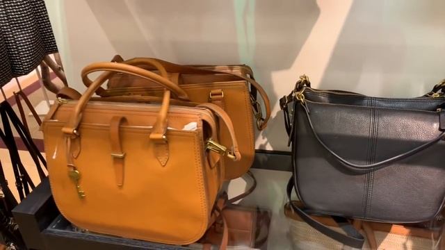 Y128 Сумки FOSSIL и Объявление О Грядущих СКИДКАХ. смотреть онлайн
