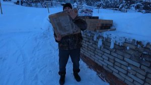 Привезли керамогранит для полов на первом этаже