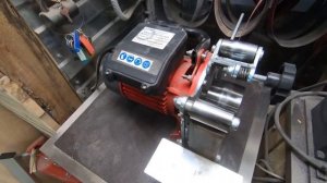 Подключение через частотный преобразователь гриндера "Левша 610"