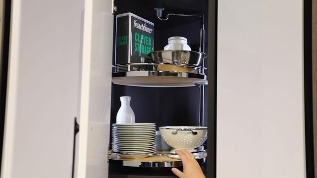 Kesseböhmer Twister Intro at IWF смотреть онлайн