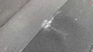 Жвачка на сидении автомобиля. Что делать? Как удалить ?