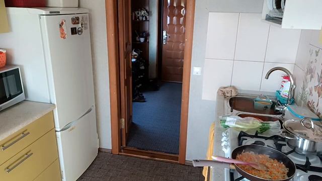 Влог. Варю 🍲суп, пеку Хлеб🍞. Вся в делах😁. смотреть онлайн