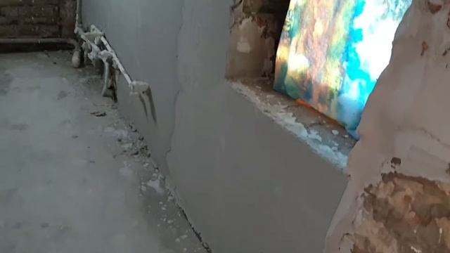 Замешиваю сразу два мешка штукатурки