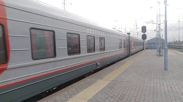 Отправление Электровоза ЧС4Т-429 С Пассажирскими Вагонами Со Ст Нижний-Новгород-Московский смотреть онлайн