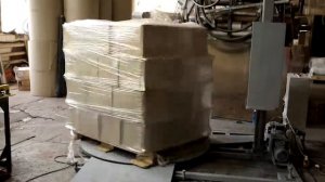 Паллетайзер. упаковка паллет. палетирование