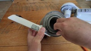 How to Clean the Filter on the Black & Decker Dustbuster Pivot Handheld Vacuum Cleaner