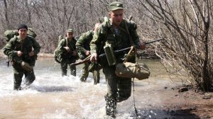 А те, кто ставит нам в упрёк нашу зарплату - приедьте, повоюйте вместо нас!