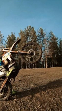 едет на заднем на ATAKI EF250R Наш сайт прокат-питбайков.рф #enduro #мототур