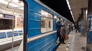 Номерной на станции Проспект Космонавтов