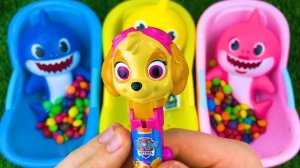 Восхитительные волшебные ванны ASMR с радужным кинетическим песком и конфетами Skittles и M&M's для