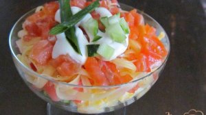 Салат с форелью