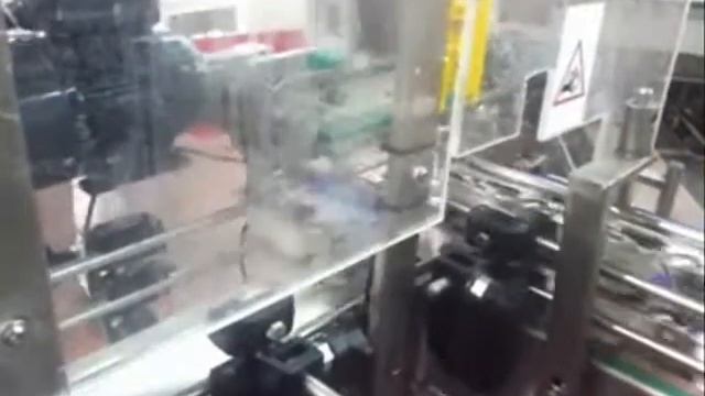 Стакер устройство перевода продукта с конвейер на конвейер