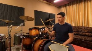 Как правильно держать барабанные палочки