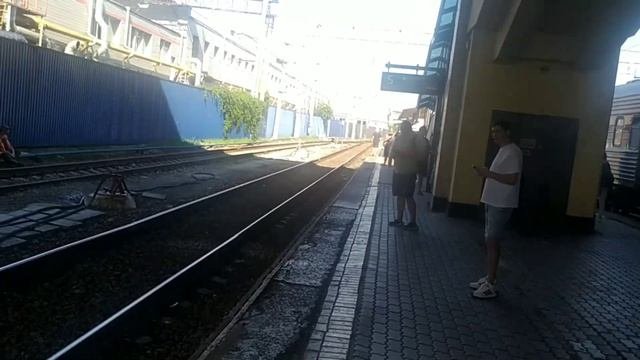 Ростов-на-Дону. Поезд №144/143 Москва - Кисловодск, стоянка по станции Ростов-Глaвный/ Rostov-Glavn