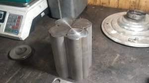 Рабочая зарисовка о пресс-форме "любовь Брахмы".