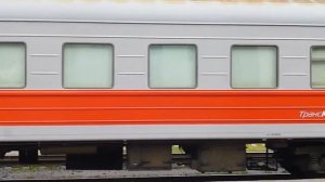 ТЭМ2-7618. Подача под посадку скорого фирменного поезда №10 Псков-Москва.