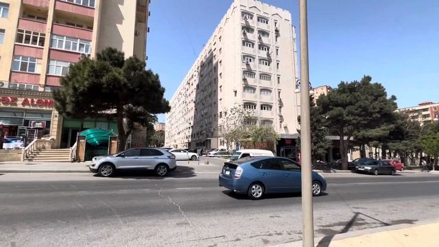 БАКУ.4 МИКРОРАЙОН УЛИЦА 20 ЯНВАРЯ ДОМ 19 А.ШКОЛА 111#azerbaycan#travelvlog#baku смотреть онлайн