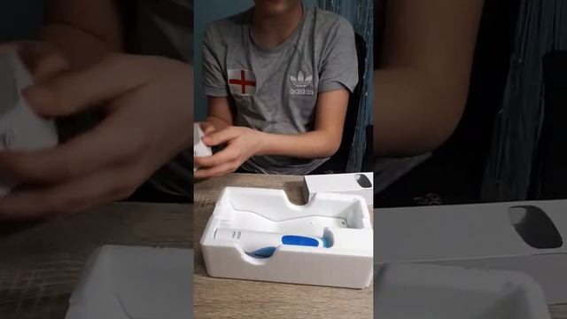 Электрическая зубная щетка ORAL-B BRAUN Vitality CrossAction/D12  #мояраспаковка