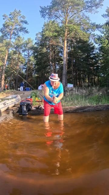 Рыбалка.Все остались без ухи. #клев #fishing #рыбалка #река #озеро #carp #лес #животные #кама#иртыш