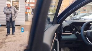 Продали Geely Monjaro