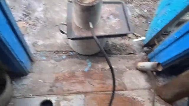 САМОДЕЛЬНАЯ ПЕЧЬ ДЛЯ ПЛАВКИ АЛЮМИНИЯ.ПЛАВКА АЛЮМИНИЯ! смотреть онлайн