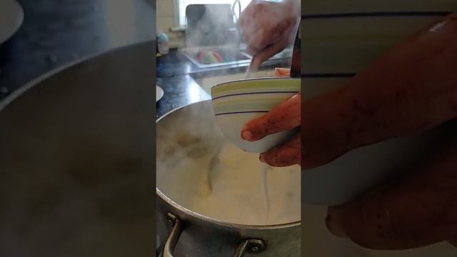 Firni/rice pudding/ how to make rice pudding/firni/ #zunisworldinuk #sweetrecipe #ricepudding #firn смотреть онлайн