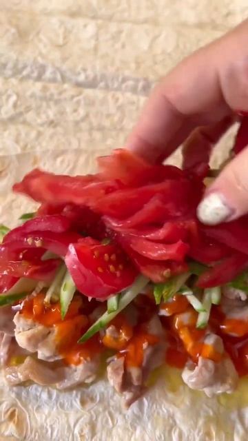 Мясо в лаваше ! #shorts смотреть онлайн