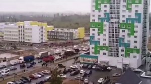 Грузовики паркуются в Озерках. Воронеж