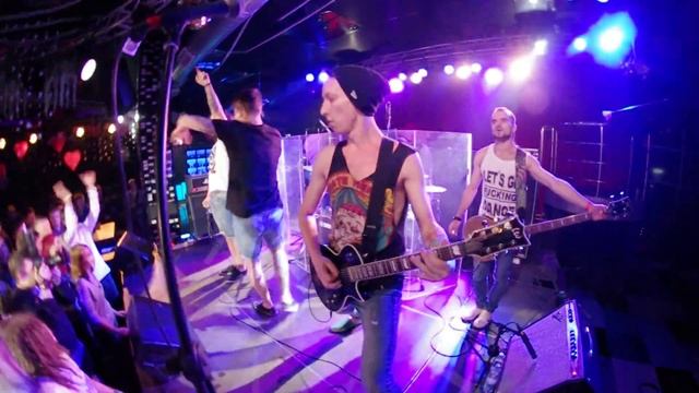 Cold Fear | 25.02.2014 | "Manhattan" | live | Приветствие смотреть онлайн