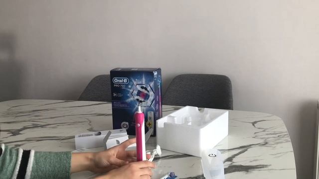 ORAL B PRO 750 ŞARJLI DİŞ FIRÇASI смотреть онлайн