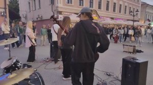 Казань. Прогулка по городу. Улица Баумана. Живой звук.