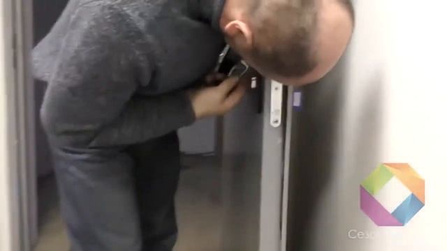 Как установить антипанику. Итальянская ручка антипаника ISEO смотреть онлайн