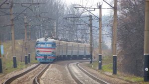 ЭР 2 - классическая электричка