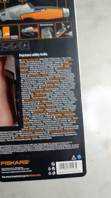 Fiskars Малярный нож Открыватель ведра CarbonMax смотреть онлайн